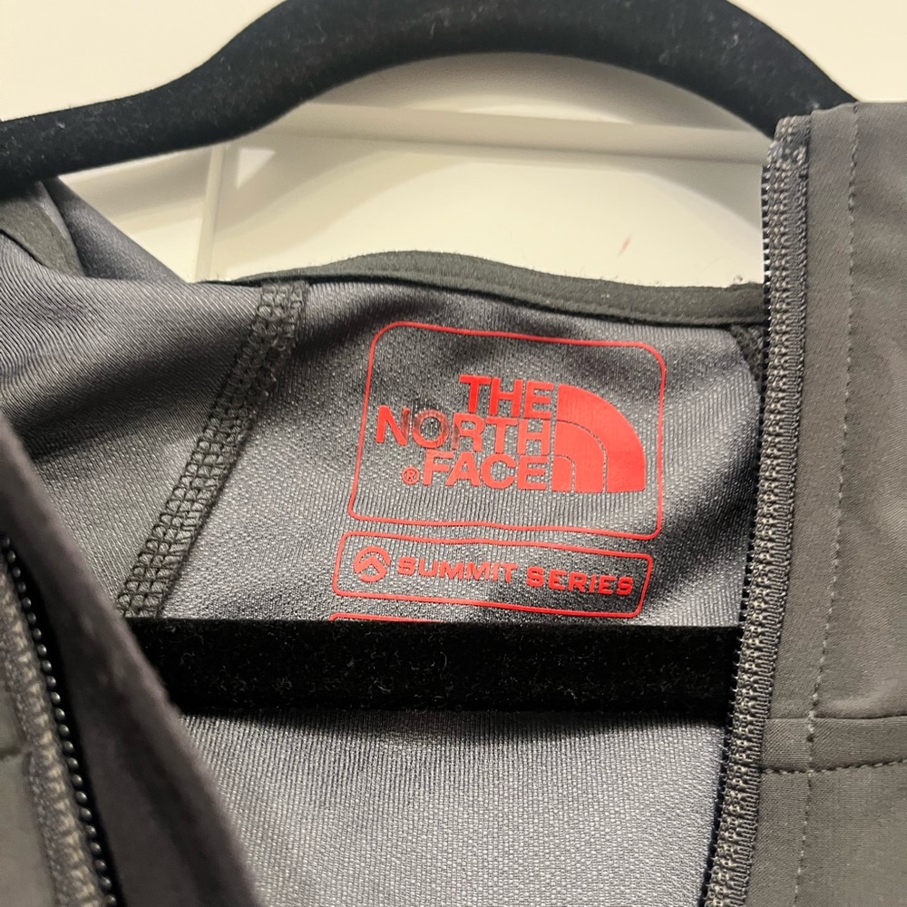 The North Face Men's Charcoal and Black Performance Jacket Summit series - Picture 2 of 11